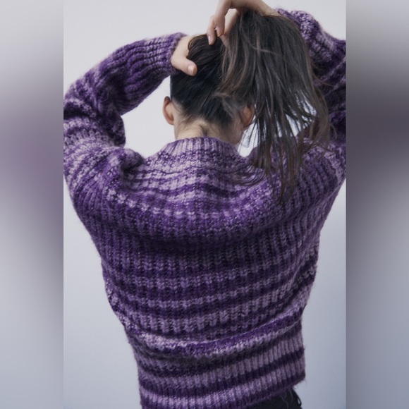 Zara - Knit Sweater - Picture 7 of 10